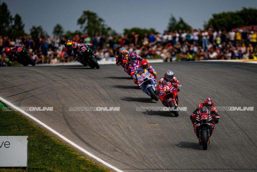 MotoGP | GP Portogallo 2024: la Gara in DIRETTA (live e foto)